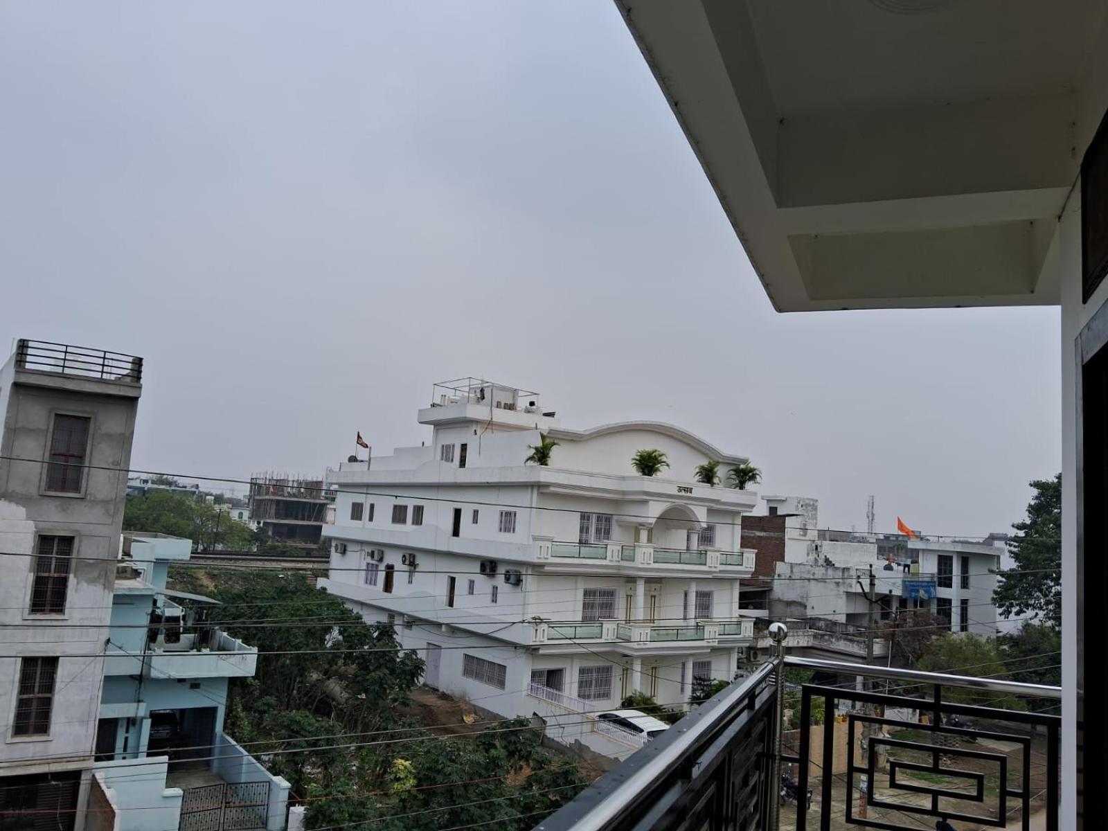 Holidayy Inn Аллахабад Экстерьер фото
